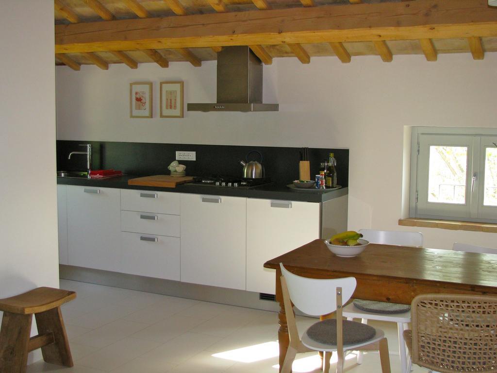 La Giravolta Country House Barchi Pokoj fotografie